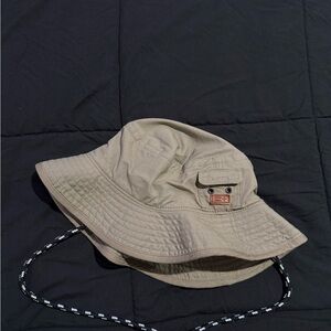 Billabong bucket hat used